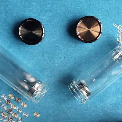 Bouteille en verre écologique avec couvercle