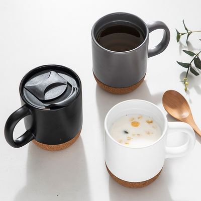 450ml tasse de Noël en céramique avec couvercle Logo personnalisé Créatif bouchon de fond de tasse blanc mat
