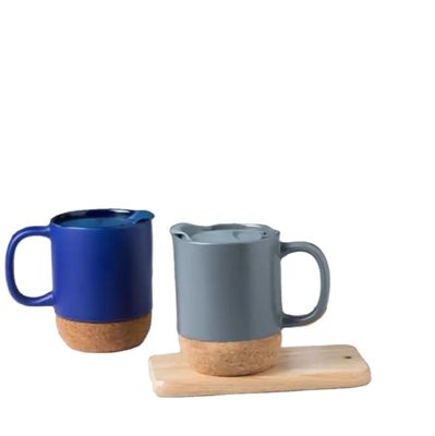 450ml tasse de Noël en céramique avec couvercle Logo personnalisé Créatif bouchon de fond de tasse blanc mat