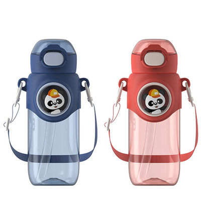 Accessoires avec corde 690 ml bouilloire en plastique pour activités extérieures et intérieures