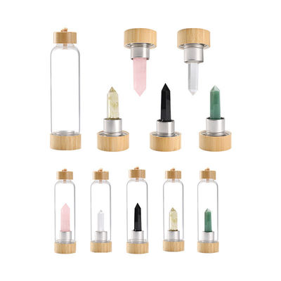 Offres d'affaires Bouteille d'eau cristalline de 500 ml et pierres de design attrayantes