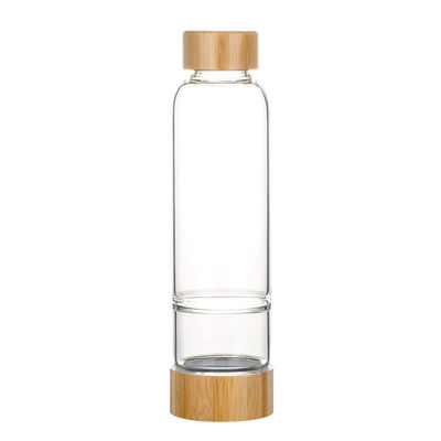 Offres d'affaires Bouteille d'eau cristalline de 500 ml et pierres de design attrayantes