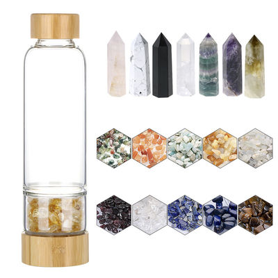 Offres d'affaires Bouteille d'eau cristalline de 500 ml et pierres de design attrayantes