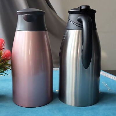 Bouteille d'eau en acier inoxydable isolée à vide à double paroi pour salle de lavage