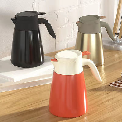 Bouteille d'eau isolée pour randonnée et petits bureaux
