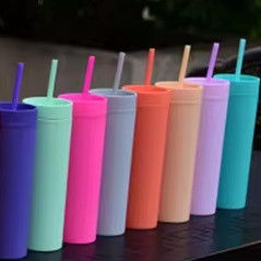 Accessoires sans aucun Vente élevée Bouteille d'eau en plastique colorée de 16 oz avec paille et couvercle