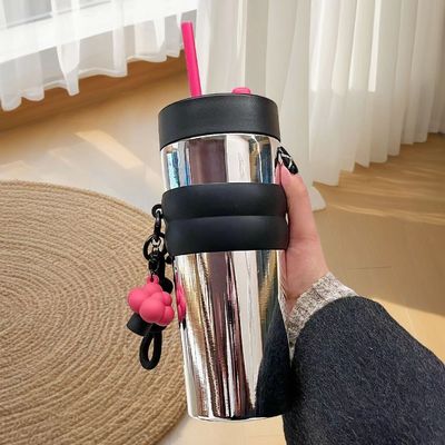 Toutes les personnes compétentes vont adorer cette tasse thermos de grande capacité pour les activités de plein air
