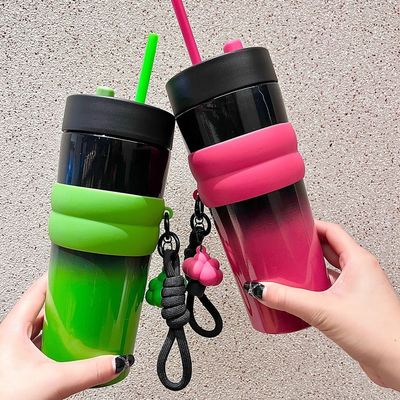 Eco-friendly 710ml en acier inoxydable Moussin de café de voyage aspirateur isolé et réutilisable