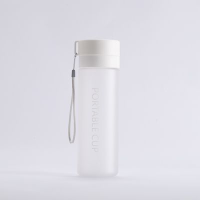 Service OEM Accepté 600 ml 800 ml bouteille d'eau en plastique portable pour les activités de plein air