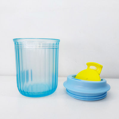 Coupe boisson droite Tritan matériau cadeau mignon Boissons sportives Bouteille en plastique Logo personnalisé