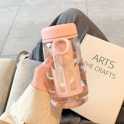 Conception contemporaine Logo personnalisé Bureau Bouteille d'eau en plastique extérieure avec infuseur de thé