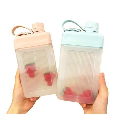 Bouteille d'eau carrée portable à boire directe 450 ml pour les voyages en plein air Bouteille de sport