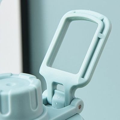 Matériau 700ml Bouteille en plastique portable résistante aux températures élevées pour le camping