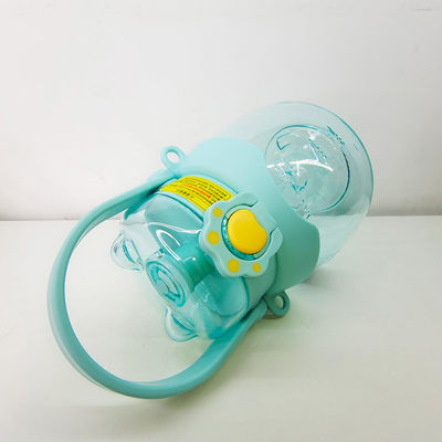 Une bouteille d'eau Tritan Sport sur mesure, parfaite pour les cadeaux à la maison, à l'hôtel, au restaurant.