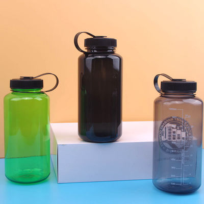 Bouteille d'eau en plastique durable pour le sport, étanche et sans BPA, capacité 1 litre