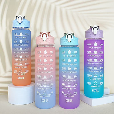 Bouteille d'eau Tritan avec marqueur de temps 900Ml Bpa Gradient libre couleur pour les sports de plein air