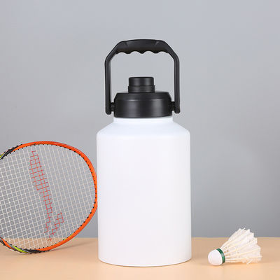 Bouteille d'eau isolée en acier inoxydable de 2 litres Gardez vos boissons chaudes et froides pendant 24 heures