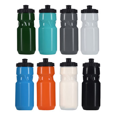 Style de conception minimaliste, plastique sans BPA pour les sports, bouteille d'eau pressée pour la course cycliste