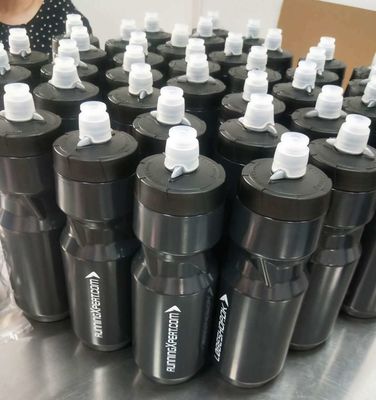 Unisexe 550ml 750ml Bouteille d'eau à pression sans BPA réutilisable pour vélo Randonnée à vélo