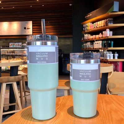 Conception personnalisée 20OZ 30OZ Bouteille d'eau en acier inoxydable Isolation sous vide en paille colorée