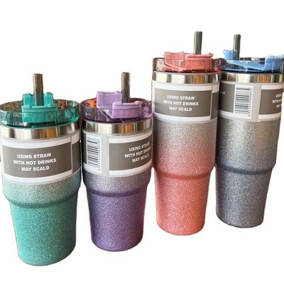20 oz / 30 oz étui d'eau isolé en acier inoxydable pour le logo et le matériau personnalisés de fitness