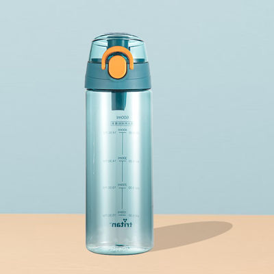 Bouteille d'eau de Tritan équipée d'un revêtement anticorrosion pour le gymnase et les activités en plein air