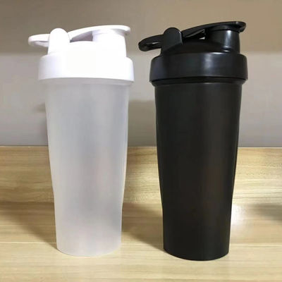 700 ml Tritan plastique shaker tasse avec boule en acier inoxydable et poignée Impression de logo personnalisé