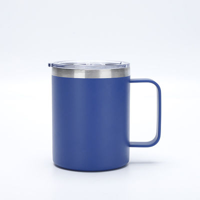Une tasse de café chaude de voyage en acier inoxydable 304 en métal