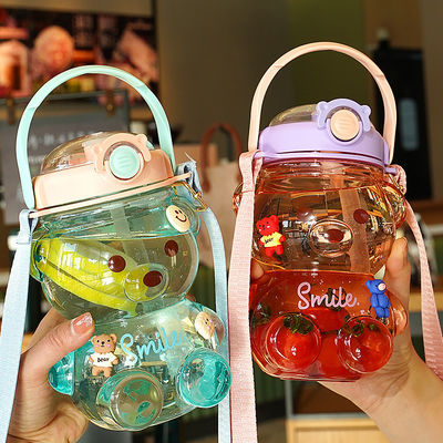 Salle de gym Enfants d'été Portable Beau Bouteille d'eau en forme d'ours avec paille 1000ml Grande capacité