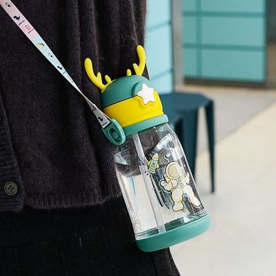 600 ml Capacité Logo personnalisé Transparent Cuve en paille en plastique de qualité alimentaire pour enfants