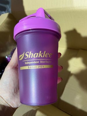 Bouteille de shaker en plastique de 400 ml pour le thé à bulles et les sports en plein air