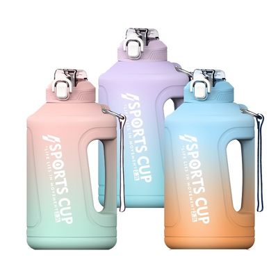 Bouteille d'eau de sport de grande capacité durable 2300 ML 3800 ML avec conception en dégradé de dépollution
