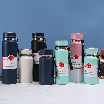 Meilleure vente Bouteille d'eau isolée en acier inoxydable à double paroi de grande capacité