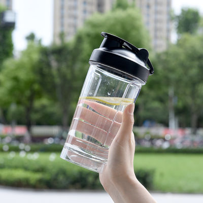 Coupe à shaker portable en poudre de protéines avec méthode de consommation directe et boule métallique