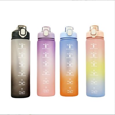 Logo personnalisé Acceptable 550ml Ins Space Cup Bouteille d'eau pour les activités extérieures intérieures
