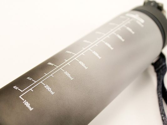 Logo personnalisé Acceptable 550ml Ins Space Cup Bouteille d'eau pour les activités extérieures intérieures