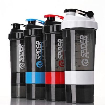 Bouteille de shaker à trois couches personnalisée avec couvercle pour gymnastique