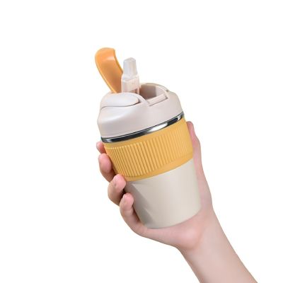 350 ml/480 ml Capacité de production 316 bouteille d'eau en acier inoxydable avec manchon en silicone