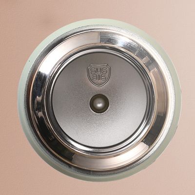Design contemporain Bouteille d'eau en acier inoxydable de 500 ml/600 ml avec poignée de corde
