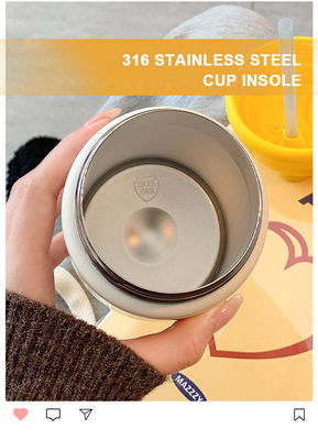 Bouteille d'eau en acier inoxydable portable de 500 ml, tasse de café isolée avec paille
