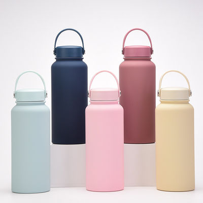 Bouteille d'eau isolée en acier inoxydable à haute capacité et à isolation thermique
