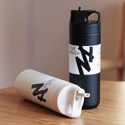 Équipé de revêtement anticorrosion 550 ml bouteilles sous vide pour bouteille d'eau isolée sous vide