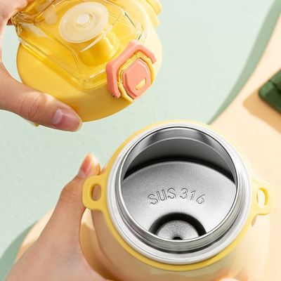 Logo personnalisé Bouteille d'eau isolée pour filles avec performance d'isolation thermique 2023