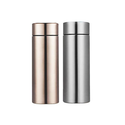 Bouteilles d'eau isolées sous vide pour consommation directe par sublimation personnalisées pour une tendance unique 2023