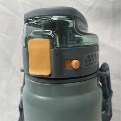 Sport 2023 bouteille d'eau isolée sous vide avec 2 couvercles en acier inoxydable 304