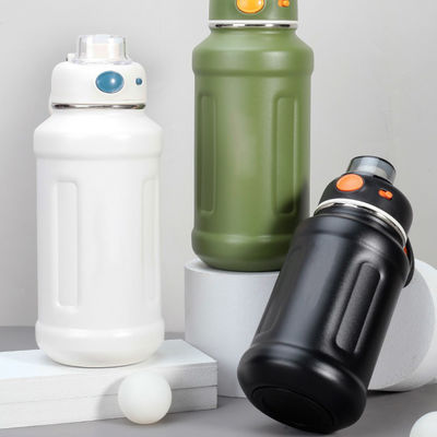Bouteille d'eau isolée en acier inoxydable avec couvercle incurvé