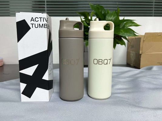 304 en acier inoxydable à l'intérieur de la bouteille d'eau sous vide avec conception et poignée de dessin animé