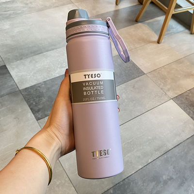 Bouteille d'eau de sport en acier inoxydable isolée avec paille sans BPA et double paroi