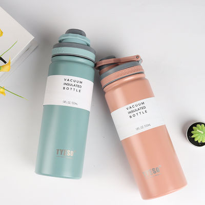 Bouteille d'eau sportive isolée sous vide à double paroi personnalisée pour voyager et camper