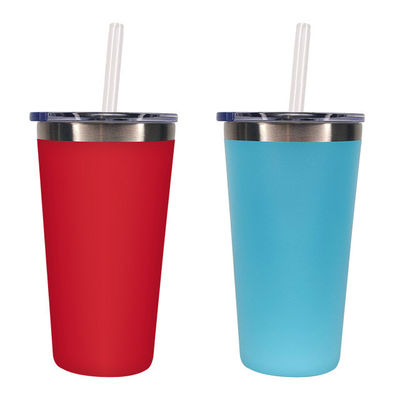 Une tasse de café en acier inoxydable de 20 oz pour les aventures en plein air